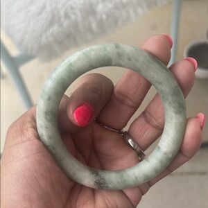 Elegant Green Jade Bangle